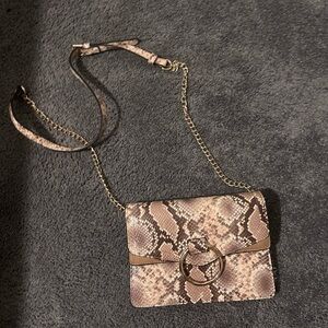 Snakeskin Pattern Crossbody Bag
